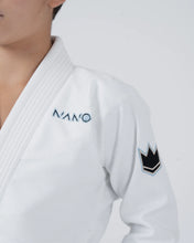 Carregar imagem no visualizador da galeria, Kimono BJJ (Gi) Kingz Nano Youth 3.0. Branco