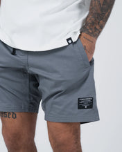 Charger l'image dans la galerie, Kingz Casual Shorts- Gris