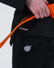 Cargar imagen en el visor de la galería, Kimono BJJ (Gi) Kingz Kore Youth 2.0. Negro con cinturón blanco