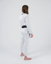 Cargar imagen en el visor de la galería, Kimono BJJ (Gi) Kingz Kore V2 Women´s -Blanco - CINTURÓN BLANCO INCLUIDO