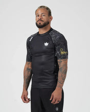 Cargar imagen en el visor de la galería, Rashguard Kingz Ranked Performance V3 Short Sleeve - Negro