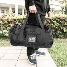 Cargar imagen en el visor de la galería, World Grapplers Travel Duffel