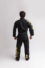 Cargar imagen en el visor de la galería, Kimono Try Hard- Yellow Dragon
