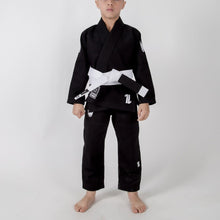 Lade das Bild in den Galerie-Viewer, Kimono Kingz Kid´s The One Negro con cinturón blanco - StockBJJ