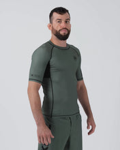 Load image into Gallery viewer, Rashguard Kingz Kore V2 Short Sleeve- Green