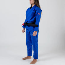 Cargar imagen en el visor de la galería, Kimono BJJ (Gi) Maeda Red Label 3.0 azul para mujer - CINTURÓN BLANCO INCLUIDO
