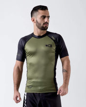 Cargar imagen en el visor de la galería, Rashguard Kingz Krown Short Sleeve
