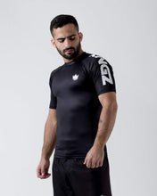 Cargar imagen en el visor de la galería, Rashguard Kingz Ranked Performance Short Sleeve - Negro