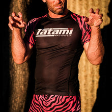 Cargar imagen en el visor de la galería, Rashguard Recharge Tatami- Rosa