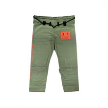 Carregar imagem no visualizador da galeria, Kimono BJJ (GI) Moskova Limited Edition- Artista Martial X Moskova Collab