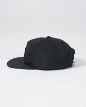 Cargar imagen en el visor de la galería, Crown Patch 5-Panel Strapback Hat - Black
