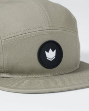 Carregar imagem no visualizador da galeria, Crown Patch Strapback Hat - Sage Green
