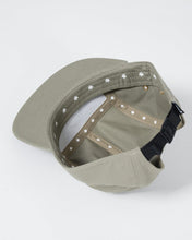 Carregar imagem no visualizador da galeria, Crown Patch Strapback Hat - Sage Green
