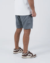 Charger l'image dans la galerie, Kingz Casual Shorts- Gris
