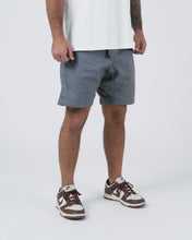 Charger l'image dans la galerie, Kingz Casual Shorts- Gris
