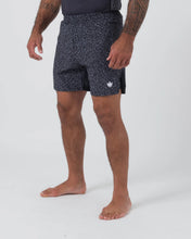 Lade das Bild in den Galerie-Viewer, Hybrid Shorts- Noise Black
