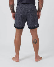 Lade das Bild in den Galerie-Viewer, Hybrid Shorts- Noise Black
