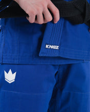 Carregar imagem no visualizador da galeria, Kimono BJJ (GI) Kingz Kore V2 Mulheres -Azul- Cinturão Branco incluído
