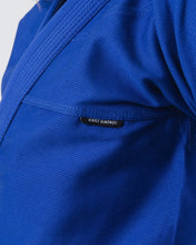 Carregar imagem no visualizador da galeria, Kimono BJJ (GI) Kingz Kore V2 Mulheres -Azul- Cinturão Branco incluído
