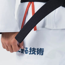 Lade das Bild in den Galerie-Viewer, Kimono BJJ (GI) Maeda Prism - Weiß
