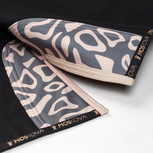 Cargar imagen en el visor de la galería, Kimono BJJ (Gi) Moskova 2026 Limited Edition- Coral Gi Black
