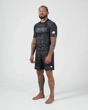 Charger l'image dans la galerie, Acid Wash Rashguard
