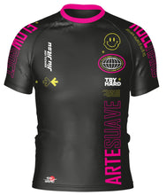 Carregar imagem no visualizador da galeria, V2 Rashguard Try Hard Millenium Black Pink
