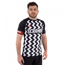 Carregar imagem no visualizador da galeria, Scramble Ranked Rashguard V5- Preto
