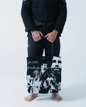 Cargar imagen en el visor de la galería, Kimono Kingz Legends Never Die Respect - Negro

