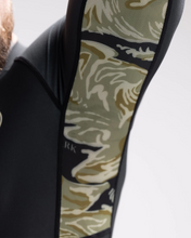 Charger l'image dans la galerie, Scramble x Thrudark Enshu MK1 Rashguard – Long Sleeved
