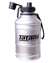 Carregar imagem no visualizador da galeria, Garrafa de água de metal 2.2l- cinza
