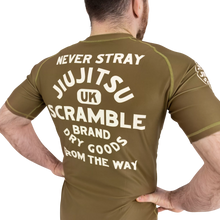 Cargar imagen en el visor de la galería, Scramble Dry Goods Rashguard
