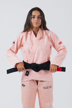 Charger l&#39;image dans la galerie, Kimono BJJ (GI) Maeda Red Label 3.0 Peach pour femmes - ceinture blanche incluse
