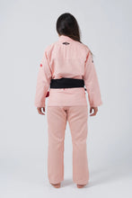 Charger l&#39;image dans la galerie, Kimono BJJ (GI) Maeda Red Label 3.0 Peach pour femmes - ceinture blanche incluse

