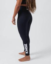 Cargar imagen en el visor de la galería, Kingz Kore Women´s Grappling Spats- Negro
