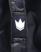 Cargar imagen en el visor de la galería, Kingz Convertible Backpack 2.0 XL- Negro

