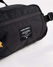 Lade das Bild in den Galerie-Viewer, Cross Body Bag

