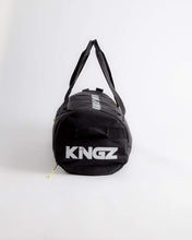 Cargar imagen en el visor de la galería, Kingz Crown Duffle Bag
