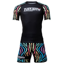 Lade das Bild in den Galerie-Viewer, Fight Shorts Recharge Tatami- Neon
