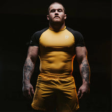 Cargar imagen en el visor de la galería, Progress Profile Rashguard- Amarillo Dorado
